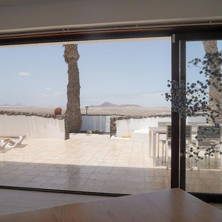 Bungalow Con Vistas Al Mar 法马拉 外观 照片