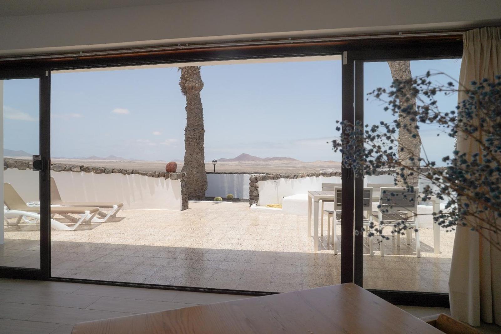 Bungalow Con Vistas Al Mar 法马拉 外观 照片